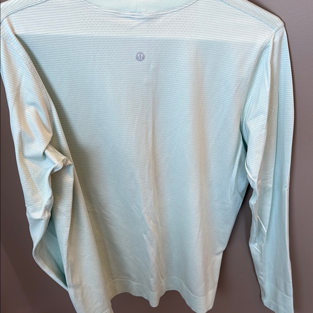 Lululemon Swiftly Tech Longsleeve Top - Delicate Mint Sz 10 - Picture 2 of 3